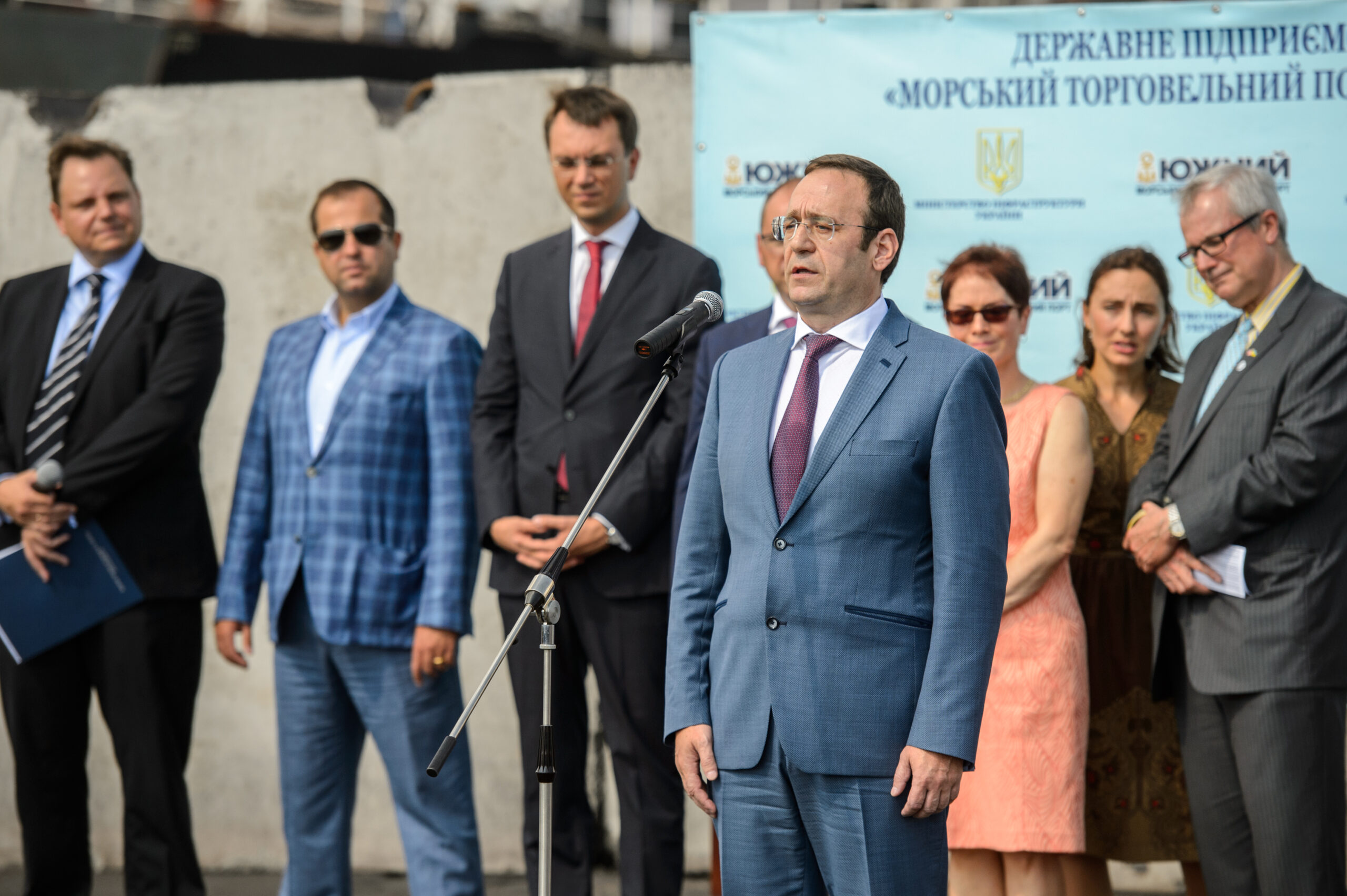 Урочистий захід зустрічі першої партії вугілля зі США