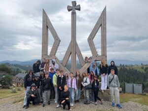 ПАТ «Центренерго» організувало літній відпочинок дітей працівників компанії у Карпатах